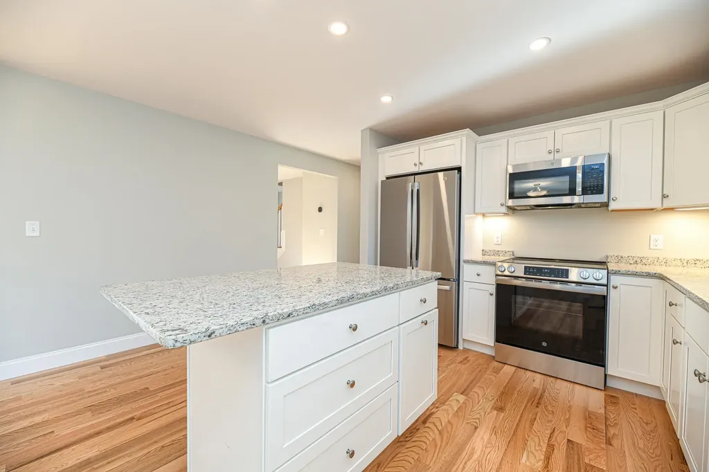 1 Delphi Way Londonderry NH 03053