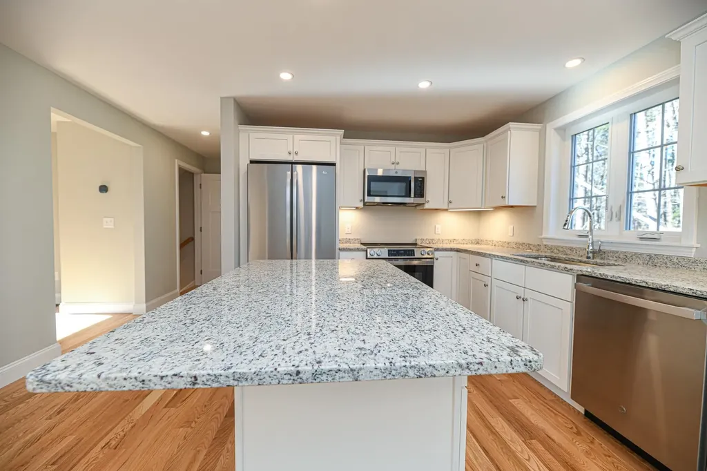 1 Delphi Way Londonderry NH 03053