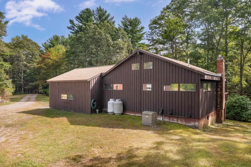 109 Bartlett Road Kittery ME 03905