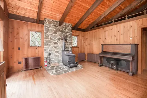 109 Bartlett Road Kittery ME 03905