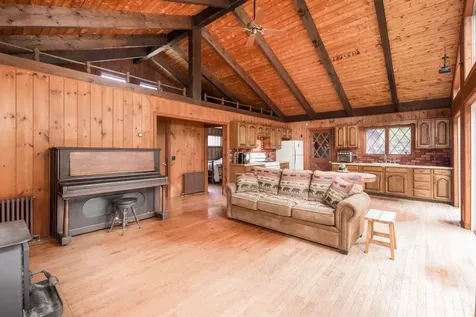 109 Bartlett Road Kittery ME 03905