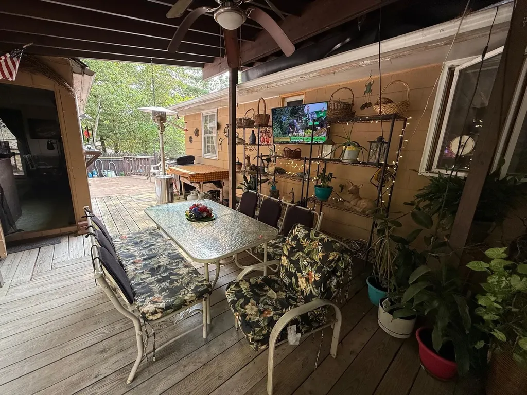 446 Mammoth Road Pelham NH 03076