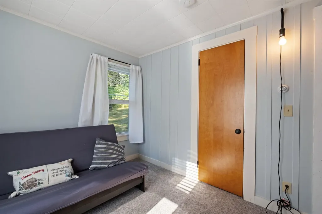 894 Cherry Valley Road Gilford NH 03249