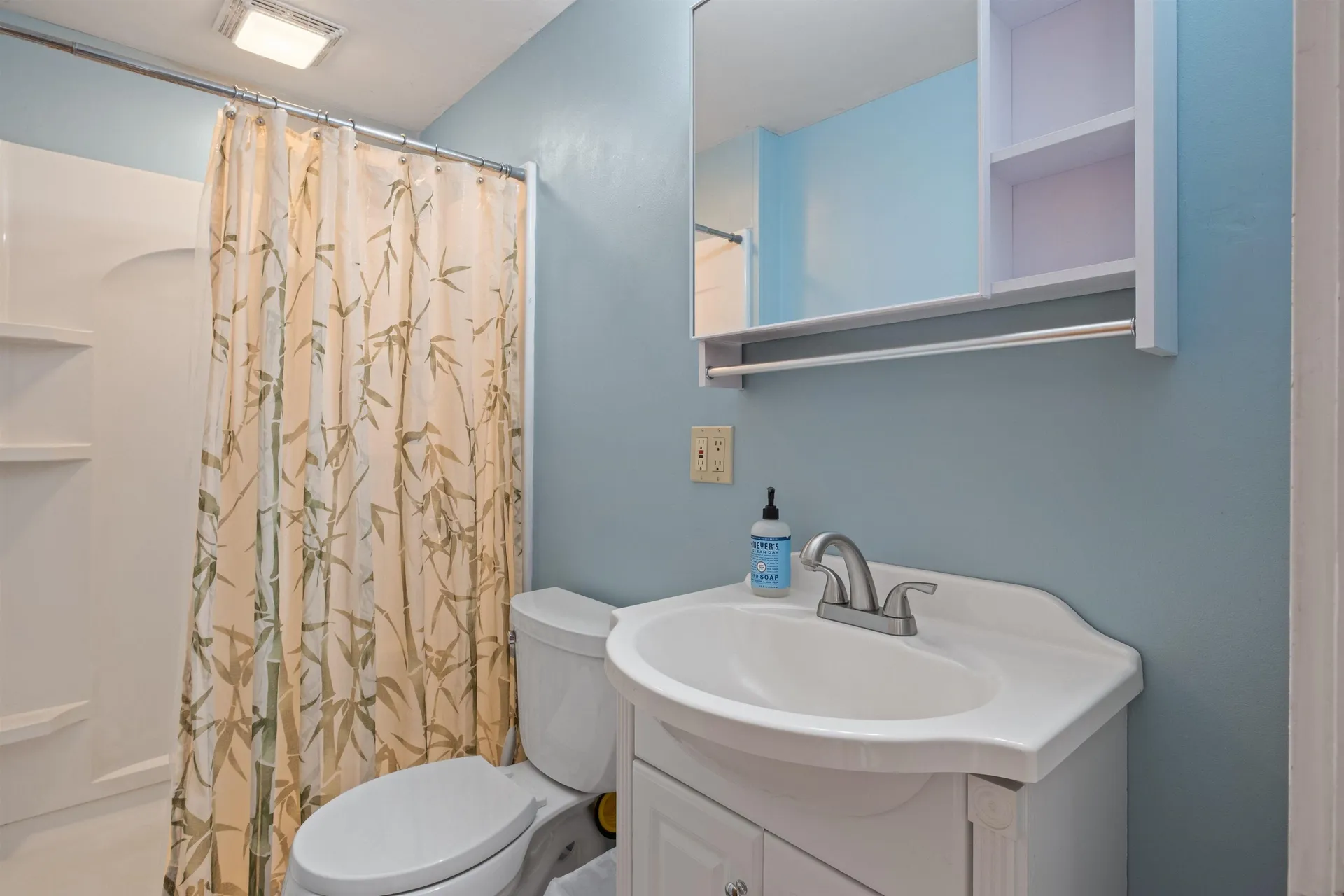894 Cherry Valley Road Gilford NH 03249