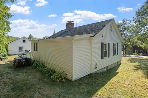 894 Cherry Valley Road Gilford NH 03249