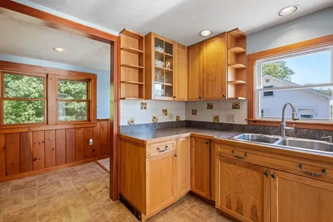 894 Cherry Valley Road Gilford NH 03249