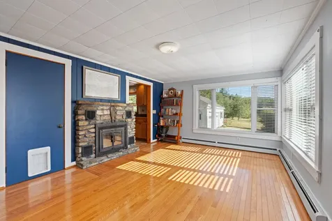 894 Cherry Valley Road Gilford NH 03249