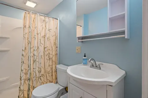 894 Cherry Valley Road Gilford NH 03249