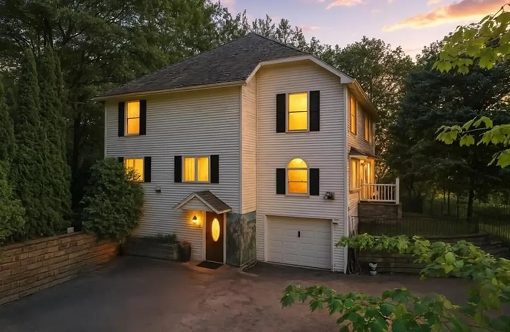 26 Juniper Drive Belmont NH 03220
