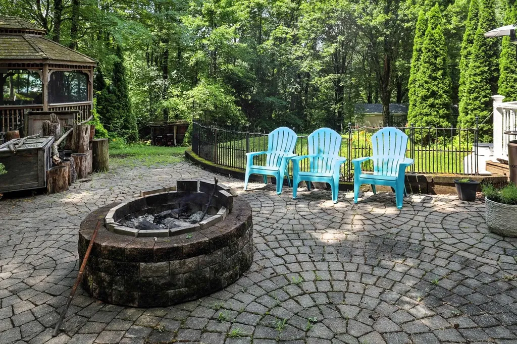 26 Juniper Drive Belmont NH 03220