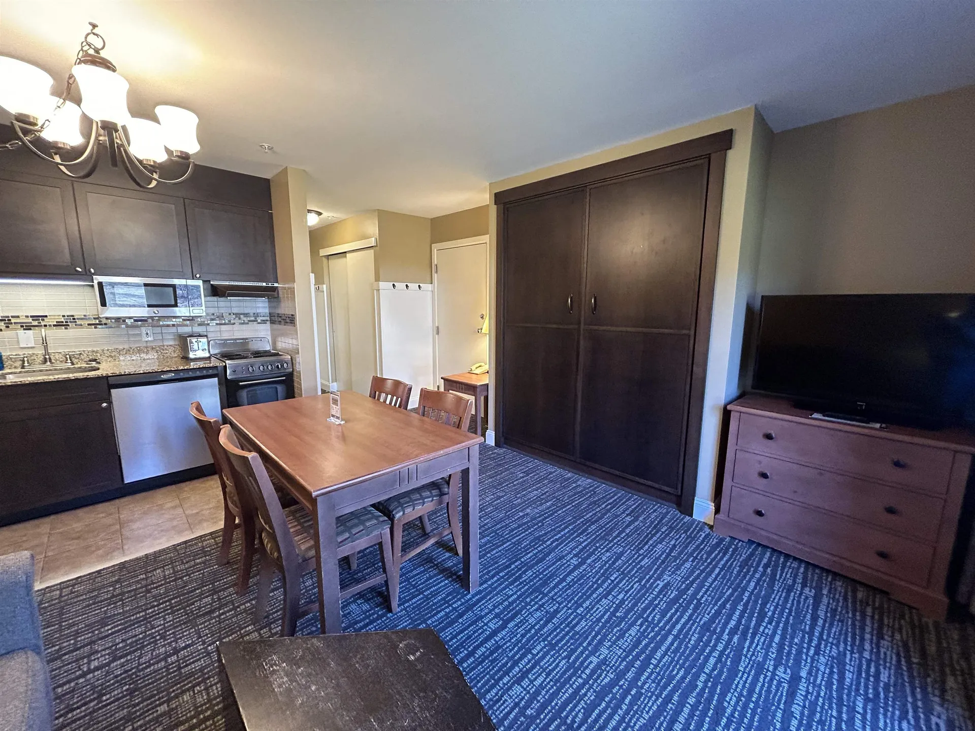 145/47 Qtr.1,89 Grand Summit Way Dover VT 05356