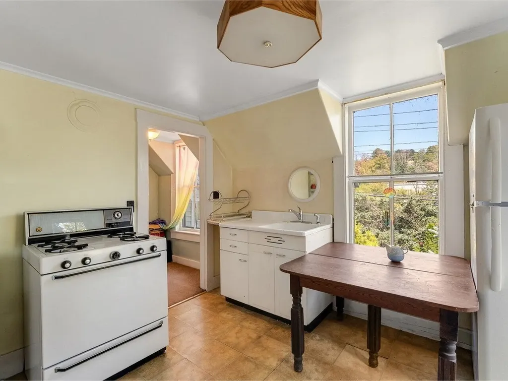 93 Berlin Street Montpelier VT 05602