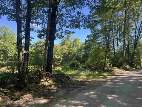 21 Bowen School Road Deering NH 03244