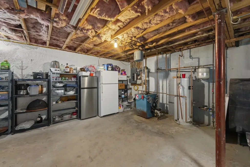 44 Pilgrim Drive Litchfield NH 03052