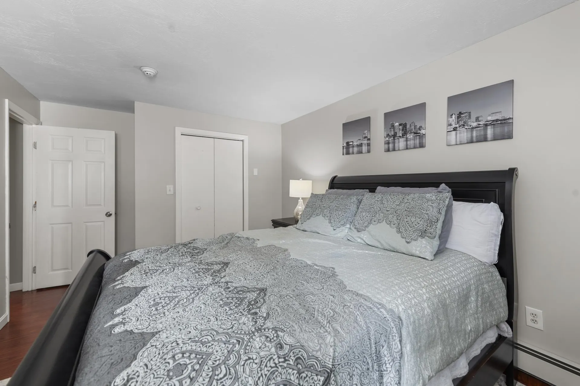 44 Pilgrim Drive Litchfield NH 03052