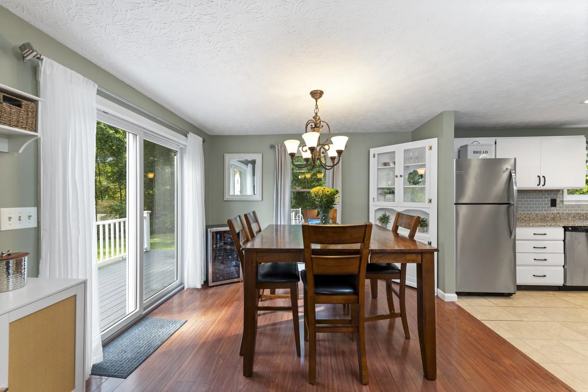 44 Pilgrim Drive Litchfield NH 03052