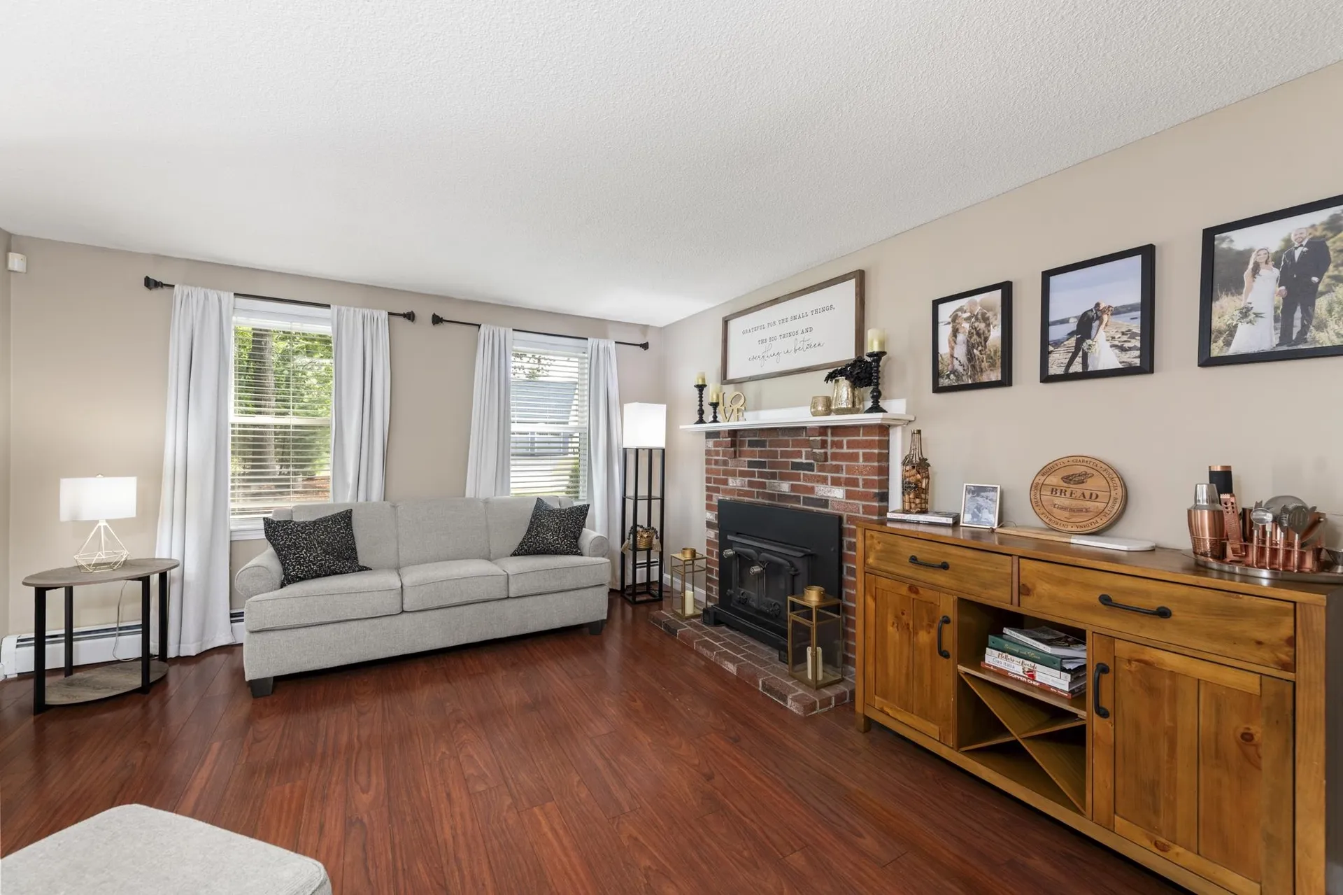 44 Pilgrim Drive Litchfield NH 03052