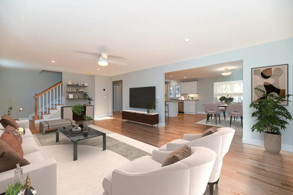 7 Delphi Way Londonderry NH 03053