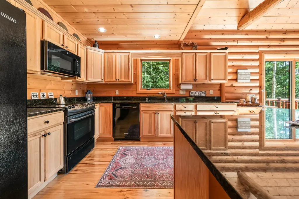 115 Swift Valley Road Conway NH 03818