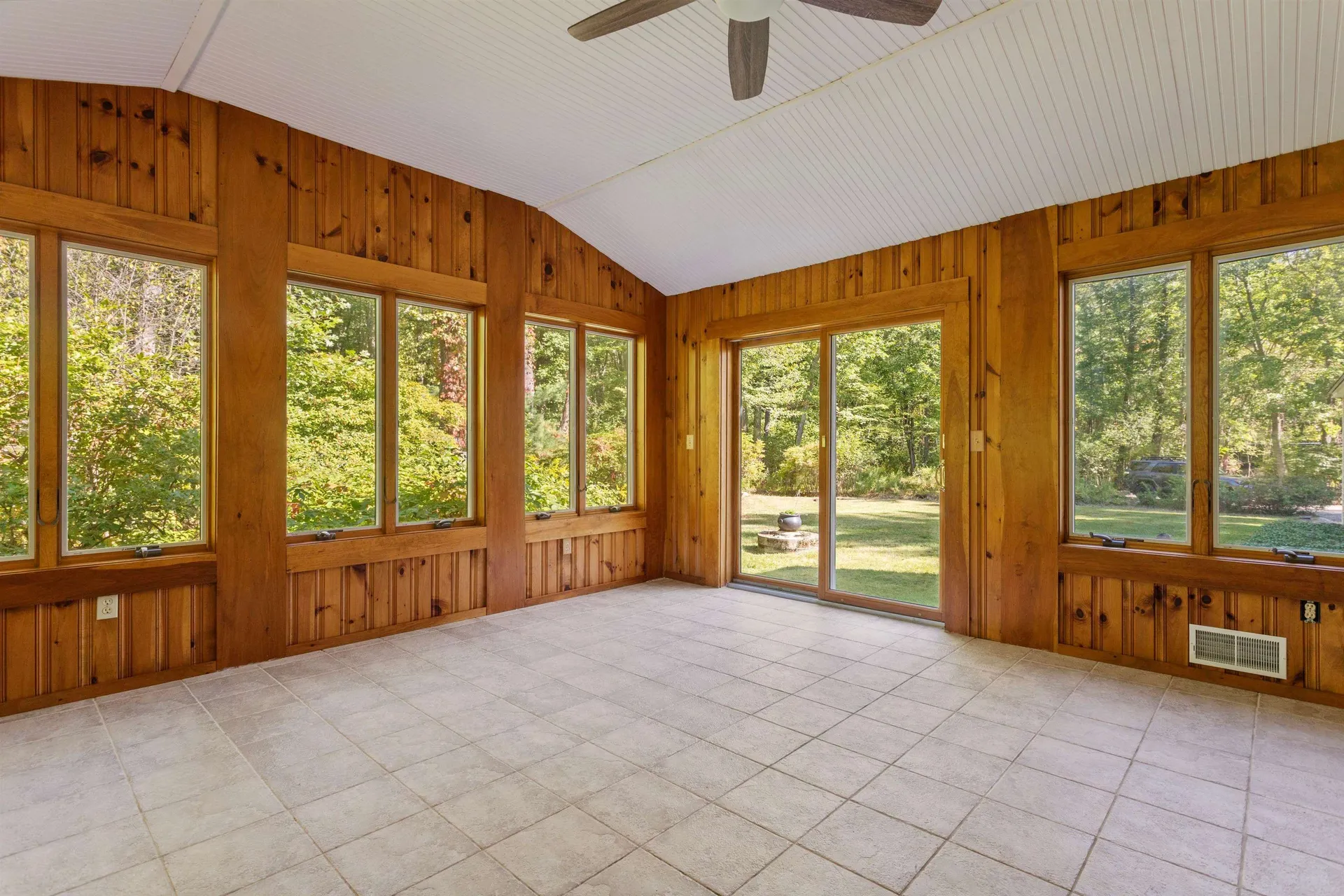 67 North Road North Hampton NH 03862