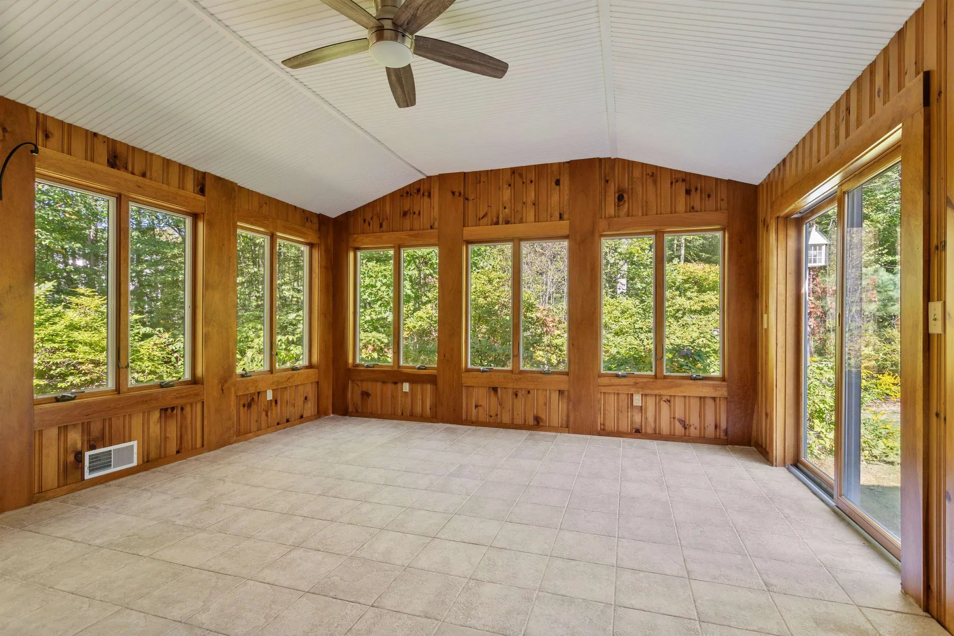 67 North Road North Hampton NH 03862