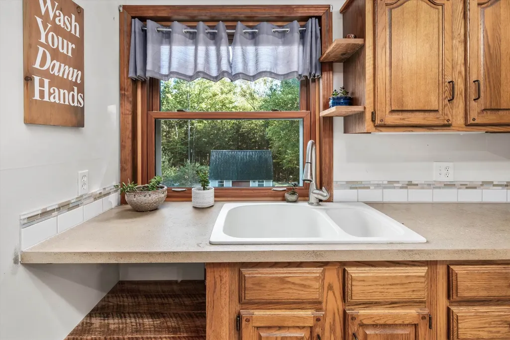 45 Range Road Goffstown NH 03045