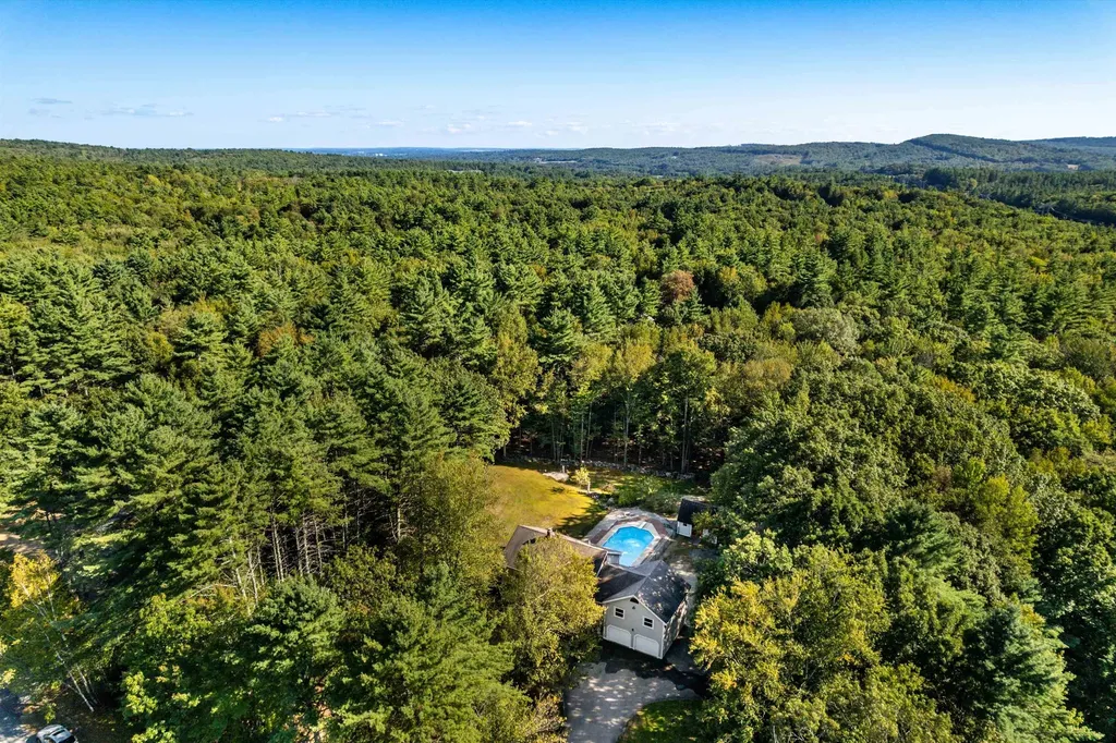 45 Range Road Goffstown NH 03045