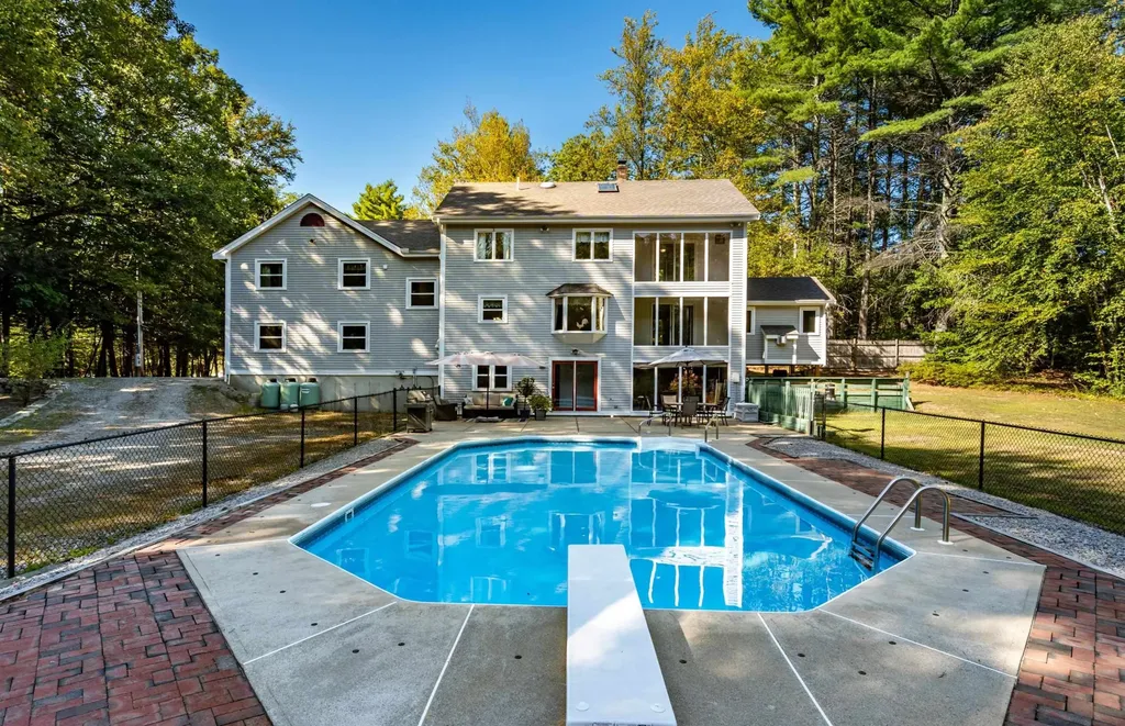 45 Range Road Goffstown NH 03045