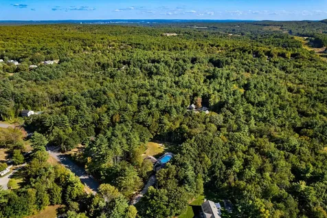 45 Range Road Goffstown NH 03045