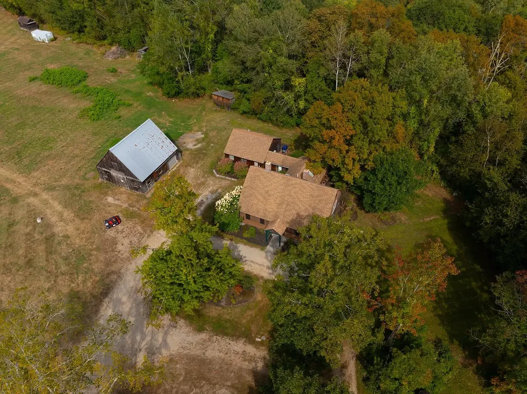 250 King Street Boscawen NH 03303