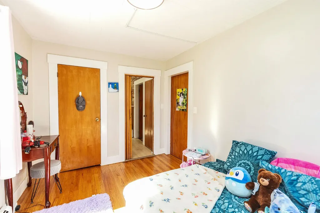 16 River Street Greenville NH 03048