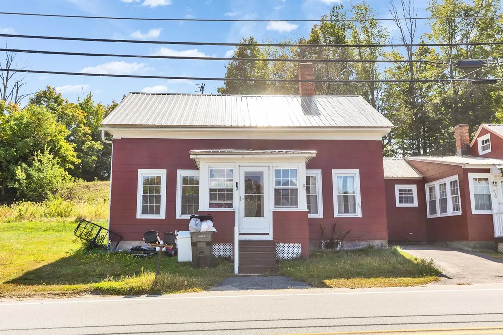 16 River Street Greenville NH 03048