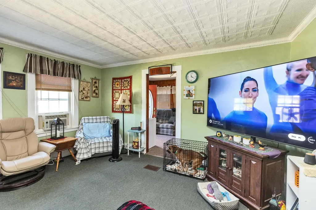 16 River Street Greenville NH 03048