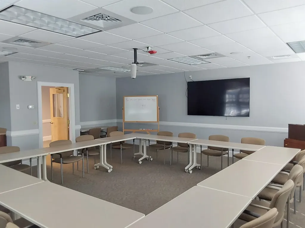 25 Triangle Park Concord NH 03301