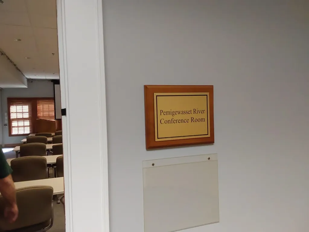 25 Triangle Park Concord NH 03301