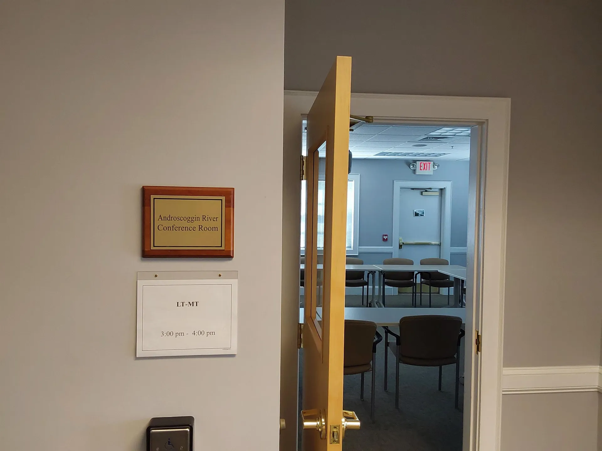 25 Triangle Park Concord NH 03301