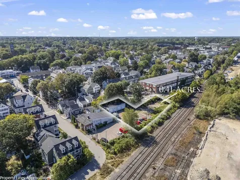 98 Cornwall Street Portsmouth NH 03801