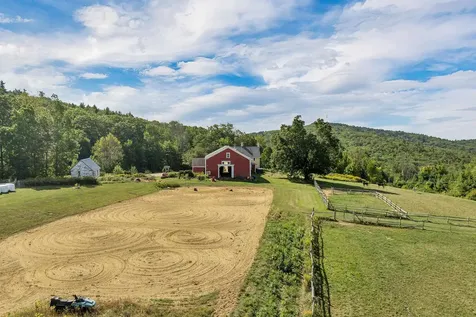 28 Sanderson Drive Pittsfield NH 03263