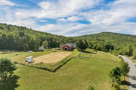 28 Sanderson Drive Pittsfield NH 03263