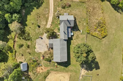 28 Sanderson Drive Pittsfield NH 03263