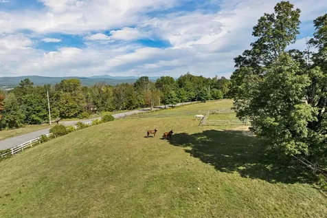 28 Sanderson Drive Pittsfield NH 03263