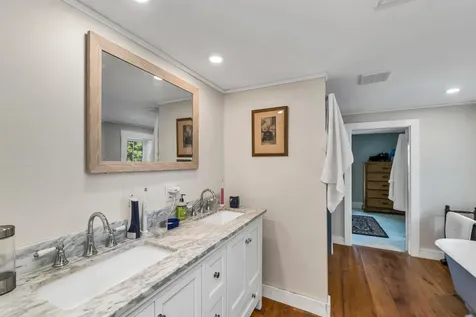 28 Sanderson Drive Pittsfield NH 03263