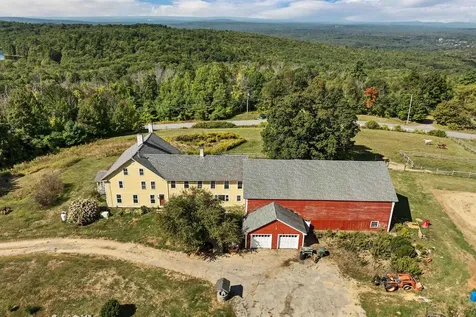 28 Sanderson Drive Pittsfield NH 03263
