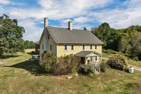 28 Sanderson Drive Pittsfield NH 03263