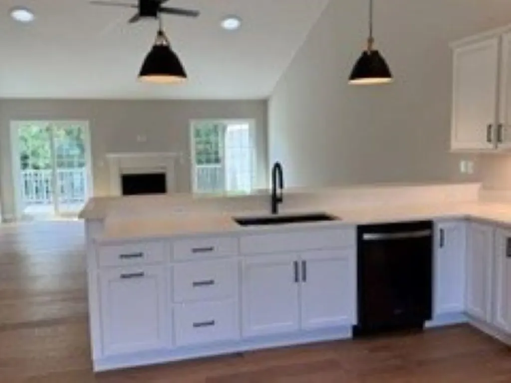 1A Connor Court Epping NH 03042