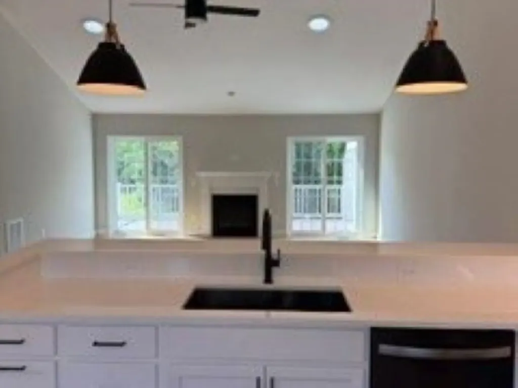 1A Connor Court Epping NH 03042