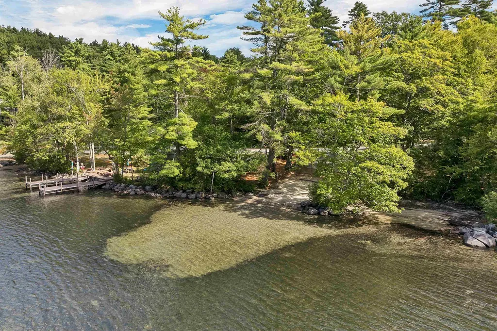 104 Roberts Cove Road Alton NH 03810