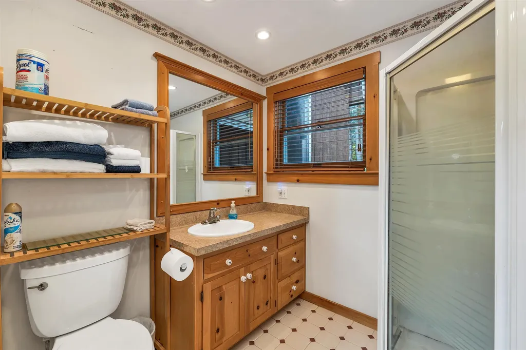 104 Roberts Cove Road Alton NH 03810
