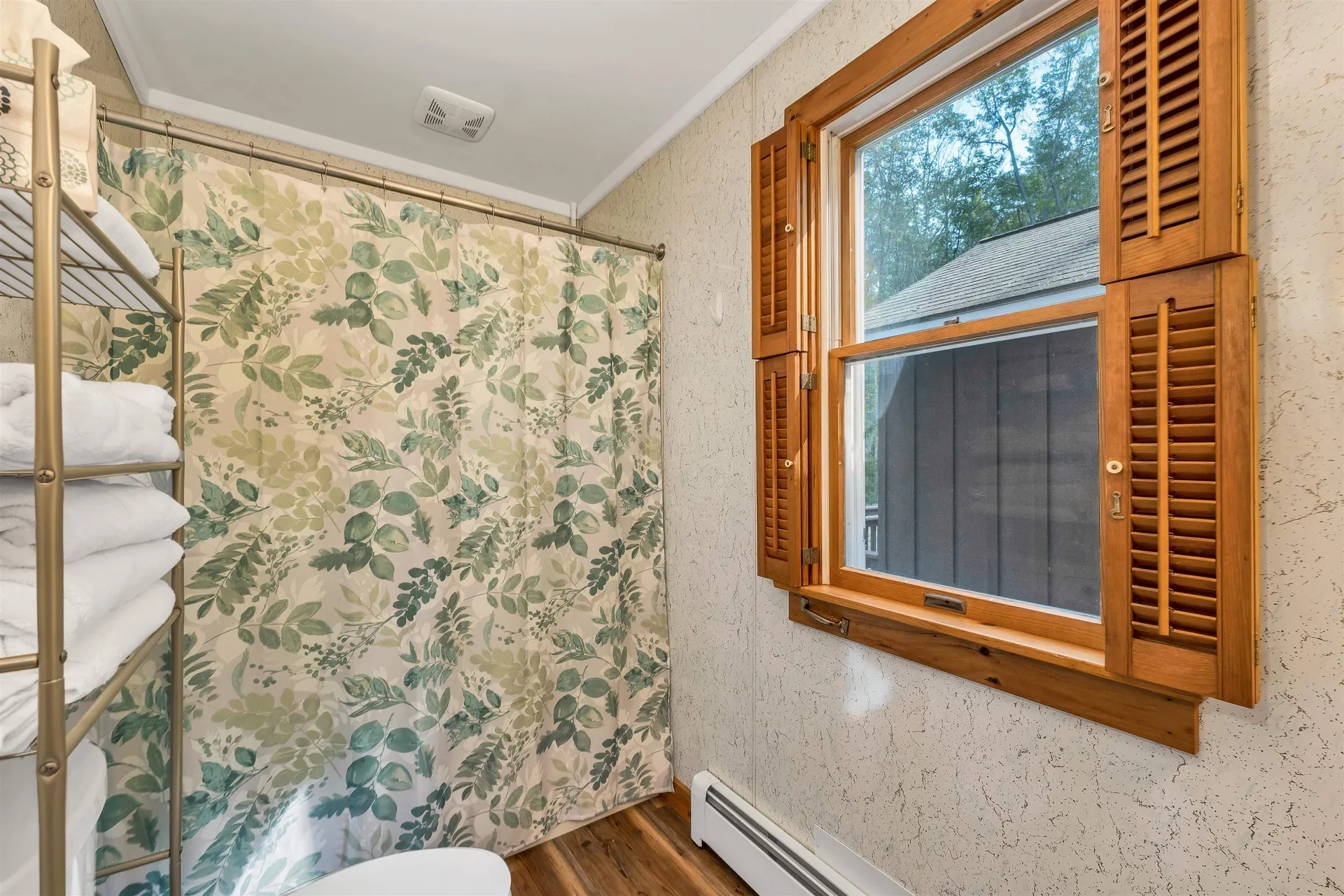 104 Roberts Cove Road Alton NH 03810