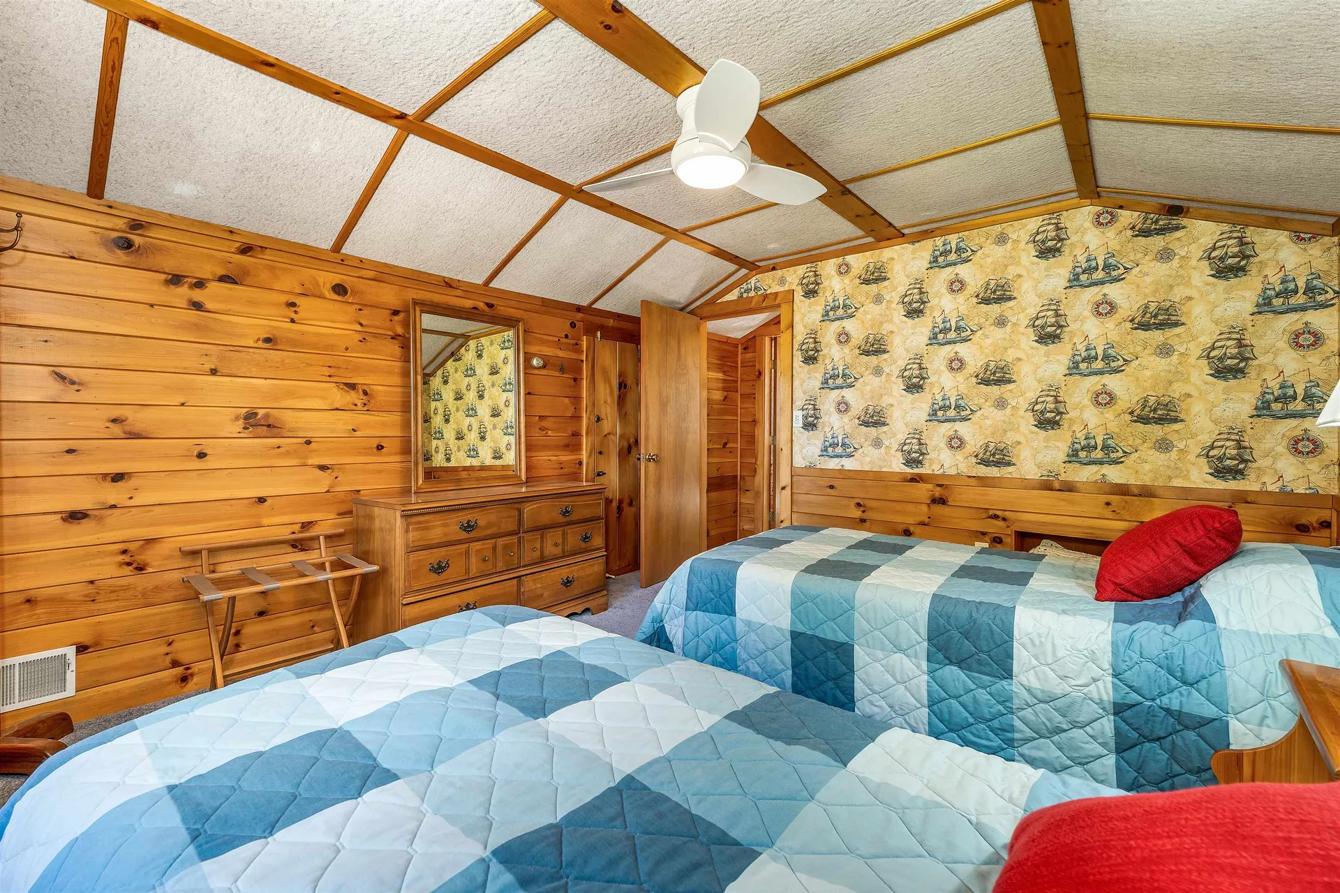 104 Roberts Cove Road Alton NH 03810